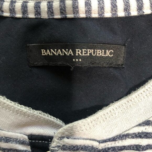 BANANA REPUBLIC henley shirt size M - Picture 3 of 5